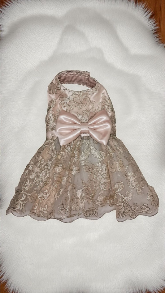 Dusty rose